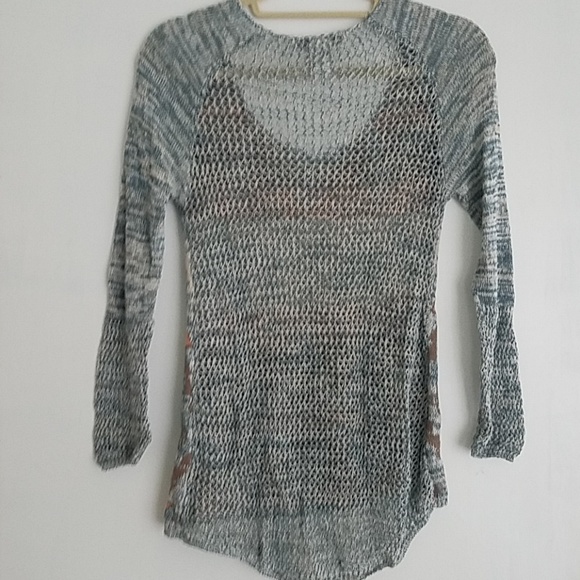 American Rag sweater - Picture 2 of 3